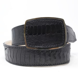 Cinturón de pierna de avestruz negro