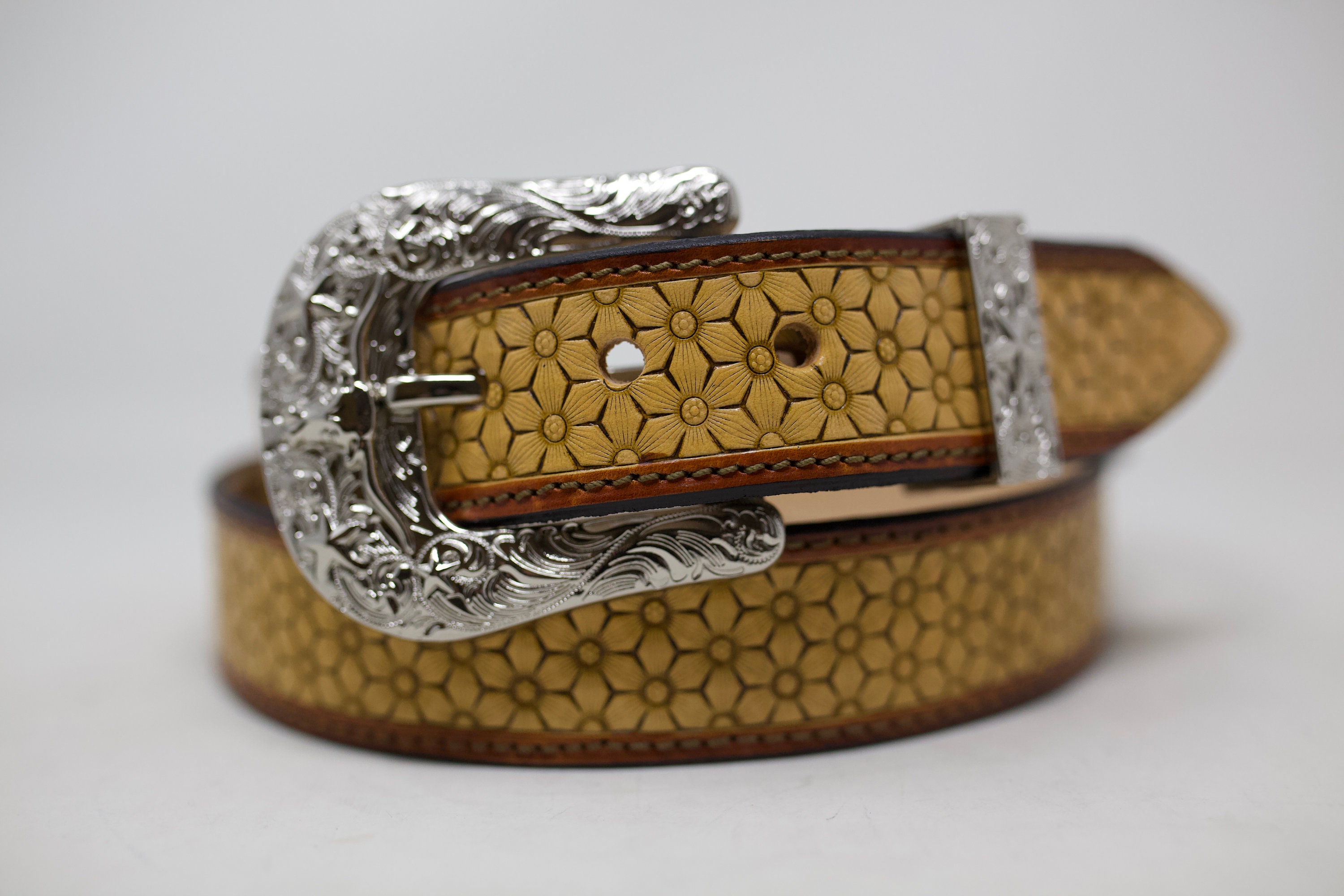 8411 Western Genuine Leather Tooled Belt With Hand Painted Flower Genuine Full Grain Western Floral Engraved Tooled Leather  main image 4