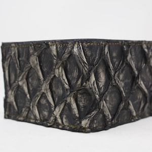 Cartera de pez pirarucu