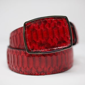 Cinturón de serpiente esmaltado en rojo