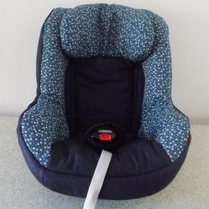 Maxi-Cosi Pearl, 2way Pearl or Tobi replacement cover dark blue with scattered flowers