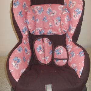 Replacement covers for many different child seats from Maxi-Cosi and Britax Römer. The description lists all seats.