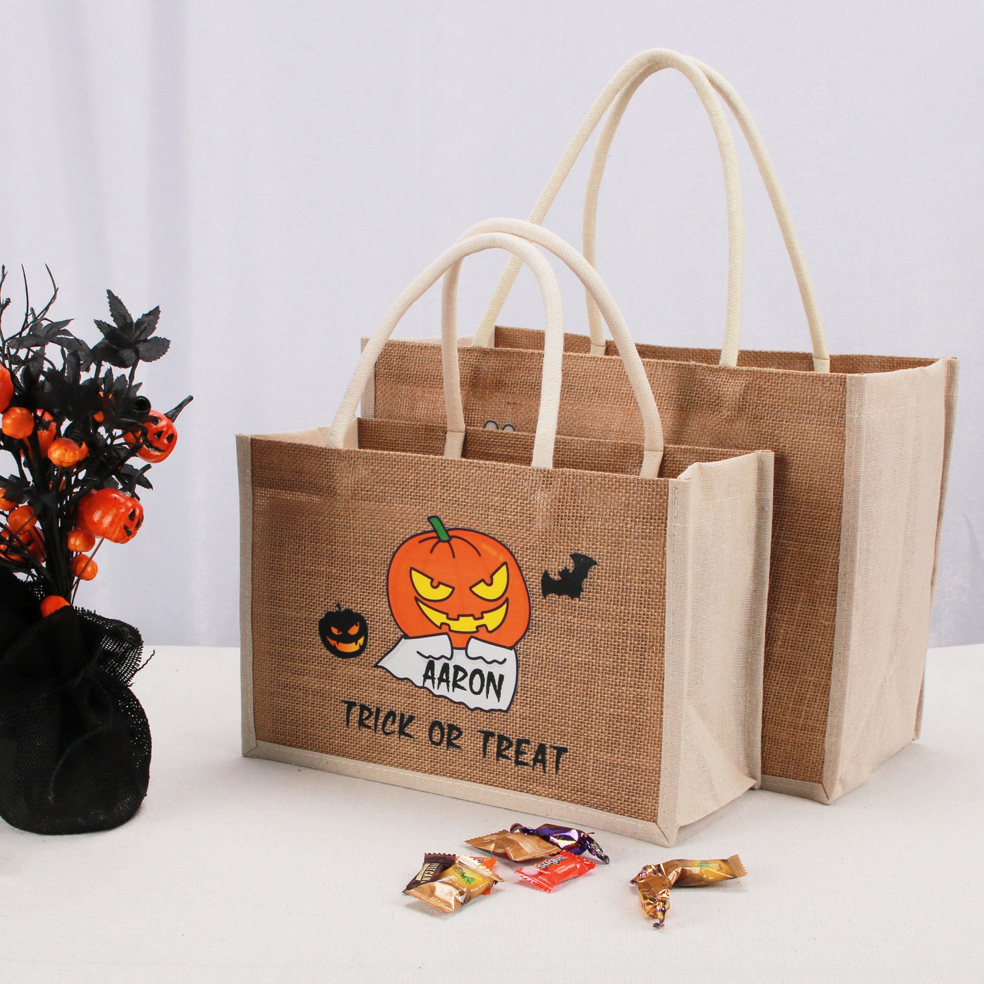 Custom Halloween Bag for Trick or Treat，Personalized, Halloween Basket,  Present Gift for Kids，Halloween Treat Bags