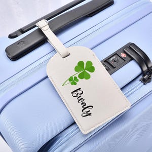 Etiqueta de equipaje personalizada con trébol de la suerte, regalo de viaje, trébol, regalo de cumpleaños, tarjetas de lugar para eventos, etiquetas de regalo para dama de honor de boda, bolsa de viaje