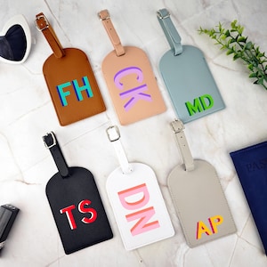 Etiqueta de equipaje personalizada, etiqueta de viaje personalizada, etiqueta de maleta con monograma portátil, etiqueta de equipaje de cuero, regalo para dama de honor, regalo para el Día de la Madre