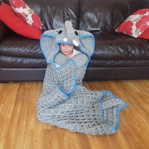 2 in 1 Elephant Hooded Blanket in Adult and Child Sizes Crochet Pattern Safari Animal Decorative Folding Blanket Birthday Christmas Gift image 2