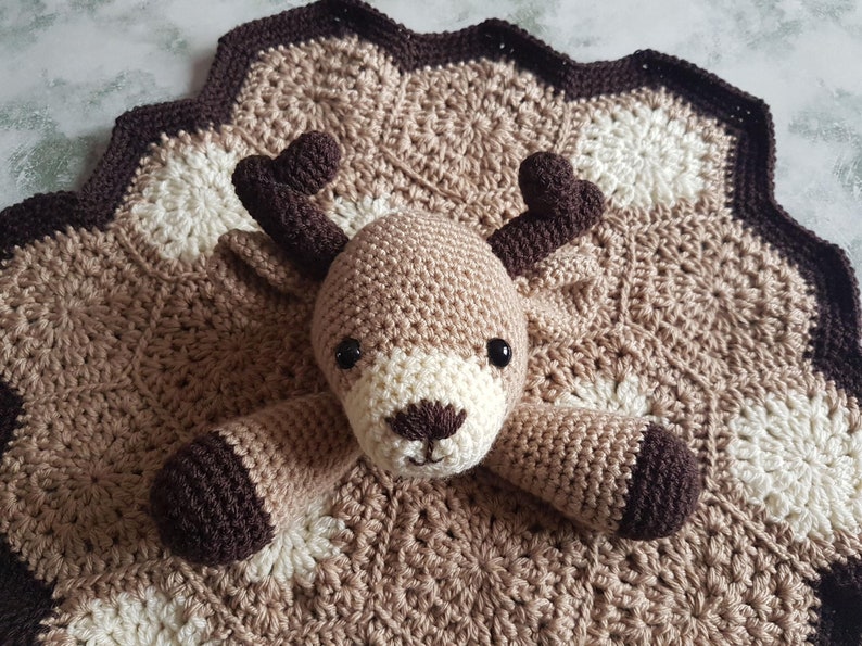 Baby Deer Lovey Security Blanket Crochet Pattern Amigurumi Woodland Animal Deer Comforter, Baby Shower Gift, Animal Lovey, Crochet Blanket image 4