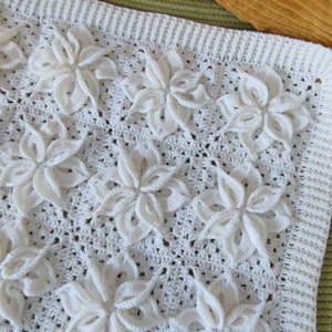White Poinsettia Afghan Blanket Lapghan Crochet Pattern Flower Blanket Baby Shower Gift Granny Square Blanket Baby Gift Birthday Present image 7