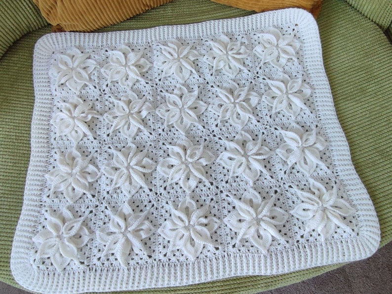 White Poinsettia Afghan Blanket Lapghan Crochet Pattern Flower Blanket Baby Shower Gift Granny Square Blanket Baby Gift Birthday Present image 4