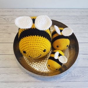 TikTok Bee Crochet Pattern In 3 Sizes Giant Bee Pattern Bumblebee Baby Bee Crochet Baby Shower Gift Amigurumi Bee Toy Christmas Gift image 2