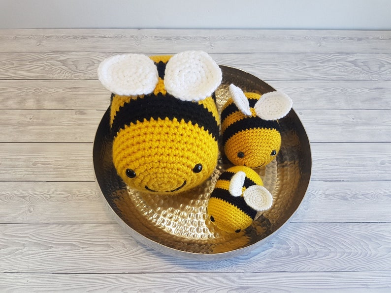 Tiktok Bee Crochet Pattern in 3 Sizes Giant Bee Pattern Etsy UK