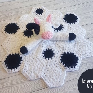 Daisy & Duke Cow Lovey Blanket Crochet Patterns Security Blanket Baby Shower Gift Farm Animals Baby Lovey Cuddle Play Toy Amigurumi Cow image 10