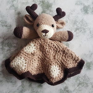 Baby Deer Lovey Security Blanket Crochet Pattern Amigurumi Woodland Animal Deer Comforter, Baby Shower Gift, Animal Lovey, Crochet Blanket image 2