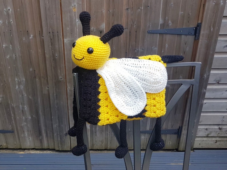 3in1 Happy Bee Folding Baby Blanket Toy Lovey Crochet Pattern Baby Shower Gift Bee Keeper Present Nursery Decoration Cot Blanket image 7