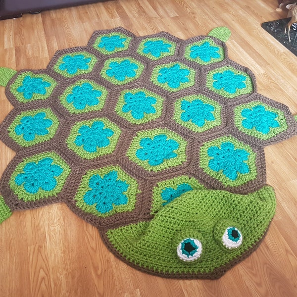 2 in 1 Sea Turtle Tortoise Hooded Blanket in Adult and Child Sizes Crochet Pattern - Baby Gift Marine Animals African Flower Granny Hexagon