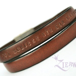 Lederarmband Männer 10mm mit individuellem Text, Familienband aus Rindsleder, Stempelschmuck aus Leder Bild 4