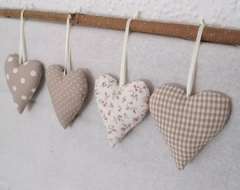 4 decorative hearts in beige and white to hang from fabric for summer decoration // country house decoration // hanging fabric hearts