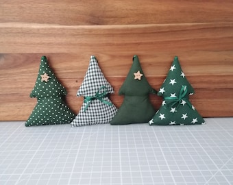 4 Weihnachtsbäume aus Stoff in grün als Weihnachtsschmuck // handgemachte Weihnachtsdeko // Mitbringsel Advent // Deko Weihnachten grün