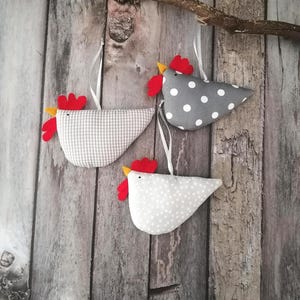 Grey and white fabric chicken for hanging, set of 3 // Window decoration // Kitchen decoration // Small gift idea