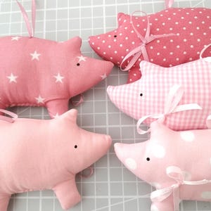 5 rosa Schweine aus Stoff zum Hängen als Glücksbringer // Mutmacher // Anhänger Weihnachtsbaum // Deko Silvester