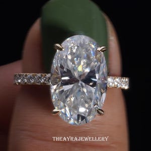 5 CT Oval Cut Moissanite Engagement Ring Hidden Halo Ring 14K Gold Wedding Ring Oval Solitaire Ring Anniversary Ring For Women Promise Ring