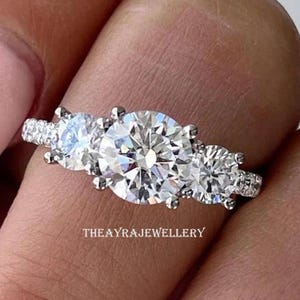 Three Stone 2 CT Round Cut Moissanite Engagement Ring Trio Diamond Ring 14K Gold Wedding Ring Past Present Future Ring Anniversary Ring