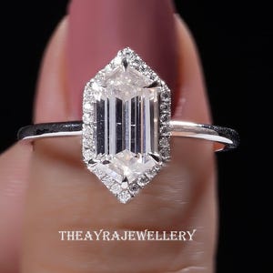 3 CT Hexagon Cut Moissanite Diamond Ring Hexagon Halo Set Engagement Ring 14K White Gold Wedding Ring Anniversary Rings For Her Gift For Her
