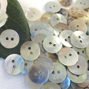 10 mother-of-pearl buttons Round 11mm button kids buttons baby buttons small boys girl baby kids button 2 hole hole mini silver shell shimmer