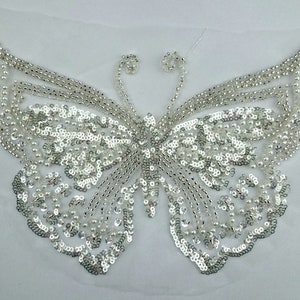 Toppa con applicazione di farfalle da 22 cm, perle e paillettes, glitter argento bianco, paillettes XL, applicazioni di animali per bambini, abito da sposa nobile