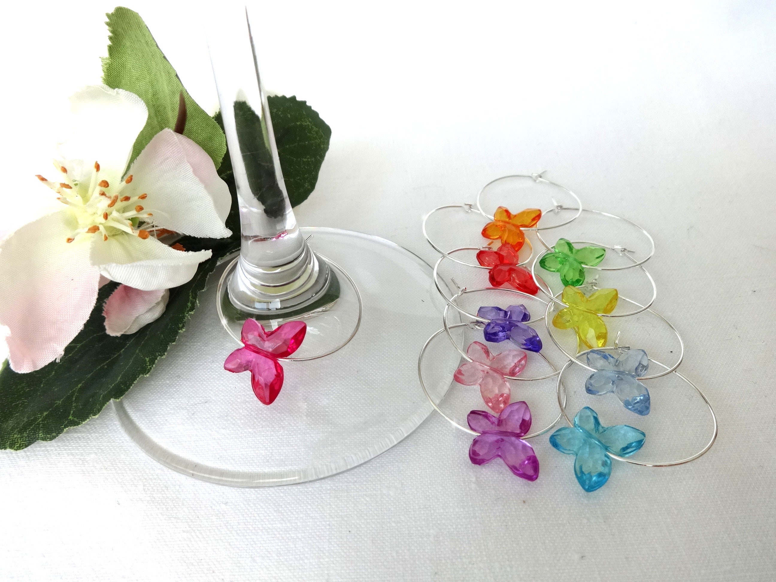 10 SET STARDUST PERLEN SEKTGLAS ANHÄNGER GLASMARKIERER PARTY DEKO BUNT RING 10 SET STARDUST PERLEN SEKTGLAS ANHÄNGER GLASMARKIERER PARTY DEKO BUNT RING