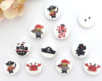 10 Bois Pirate Maritim rond boutons 15 mm VINTAGE noir blanc boutons boutons pour bébés Bébé Enfants bouton 2 trous hole bateau rouge