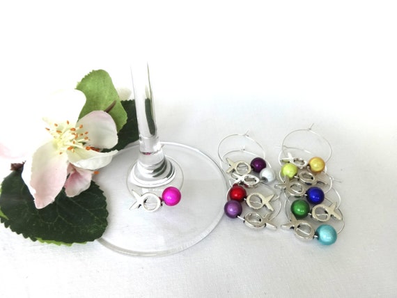 10 SET STARDUST PERLEN SEKTGLAS ANHÄNGER GLASMARKIERER PARTY DEKO BUNT RING 10 SET STARDUST PERLEN SEKTGLAS ANHÄNGER GLASMARKIERER PARTY DEKO BUNT RING