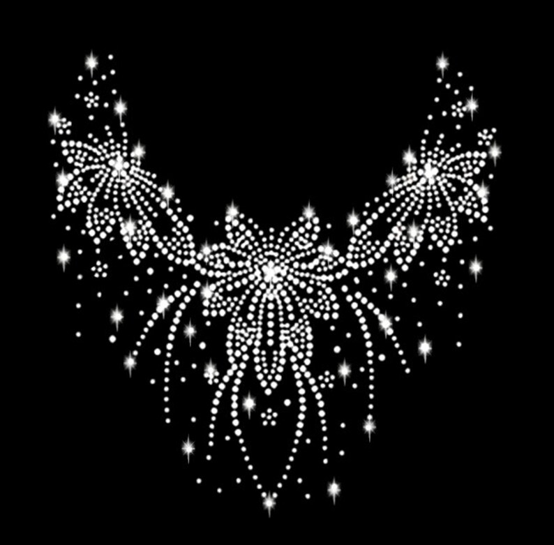 Strass Blumen Dekolleté Kette Applikation Bügelbild hot fix Applikationen Strasssteine rhinestone necklace Blume flower neckline Ausschnitt Bild 1