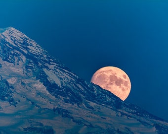 Impresión únicamente de Rainier Moonrise