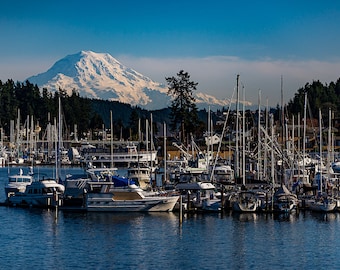 Montaña nevada sobre Marina - solo impresión