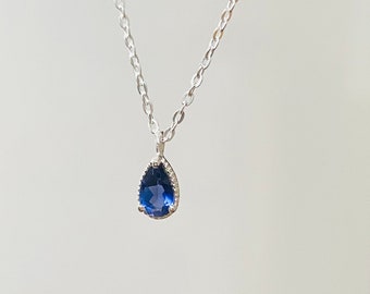 Very delicate iolite drop necklace 925 sterling silver