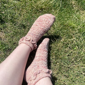 PATTERN: Queen Anne Socks PDF Knitting Pattern
