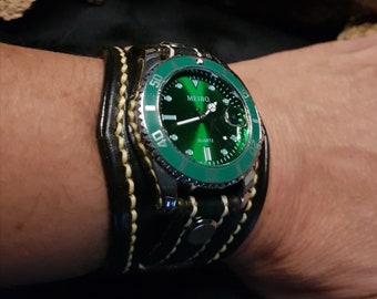 Steampunk Wrist Watch, Cuff Watch, Timeless Vintage Elegance, striking Sport-style design, calendar, that effortlessly captures attention