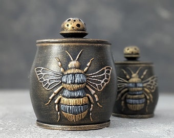 Bee sugar bowl with lid / Wood canister / Wooden container / Beekeeper gift / Handmade wood jar / Bee kitchen decor / Bee lovers gift