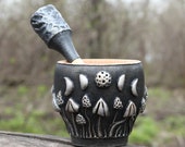 Mortar and pestle - Mushroom witch