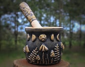 Mushroom witch Mortar and pestle