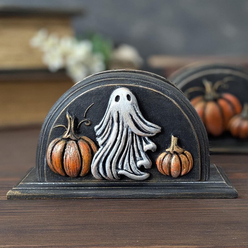 Halloween napkin holder for table