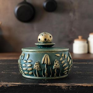Emerald green salt dish with lid // Amanita mushroom witch things // Salt pig // Salt cellar wood