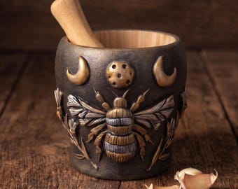 Bee witch mortar and pestle