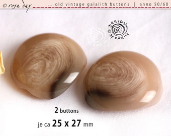 2 old vintage buttons from 1950/60 - synthetic resin/Galalith - refined shape - high-gloss, finely marbled - ø each approx. 25 x 27 mm - No. X-3496