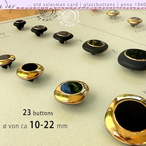 23 oude verzamelglazen knopen uit de jaren 40/50 op een voorbeeldkaart - zelfde elegante vormgeving - fijne kleuren - ø vanaf ca. 10-22 mm - Nr. 750