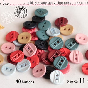 40 small old two-hole buttons from 1950/60 - plastic in eight different colors - ø each approx. 11 mm - No. X-2024