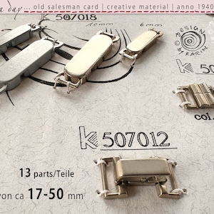 13 oude sieraden uit 1940/50 op monsterkaart - diverse gespen sluitingen - voor kettingen, riemen, linten, creatieve accessoires - nr. X-4497