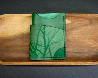 Handmade Green Leather Card Holder: Engraved Tree Design