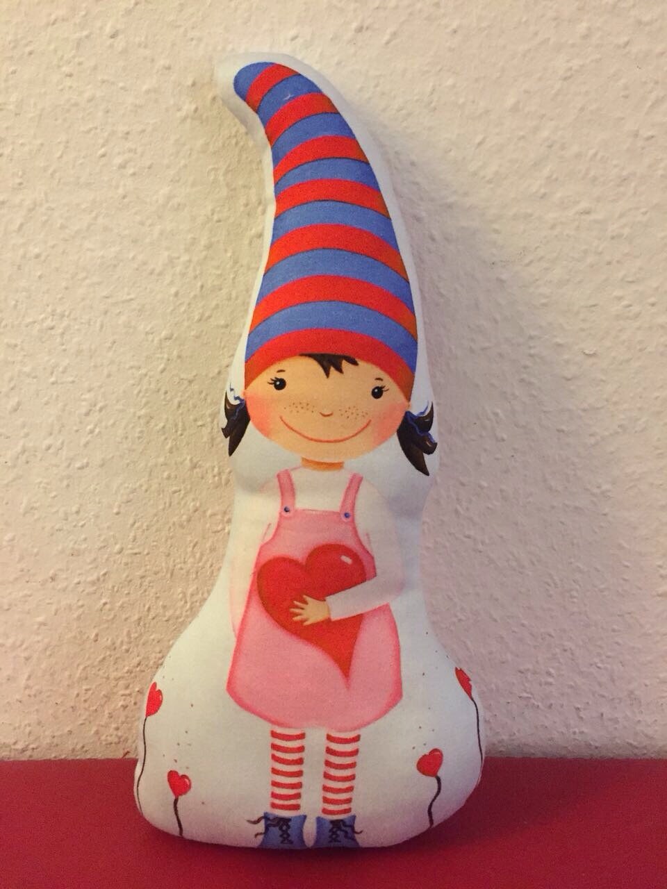 cuddly elf
